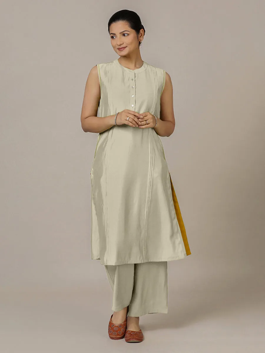 Alina x Rozaana | A Line Kurta in Ivory with Thread Work | Coords or Only Kurta