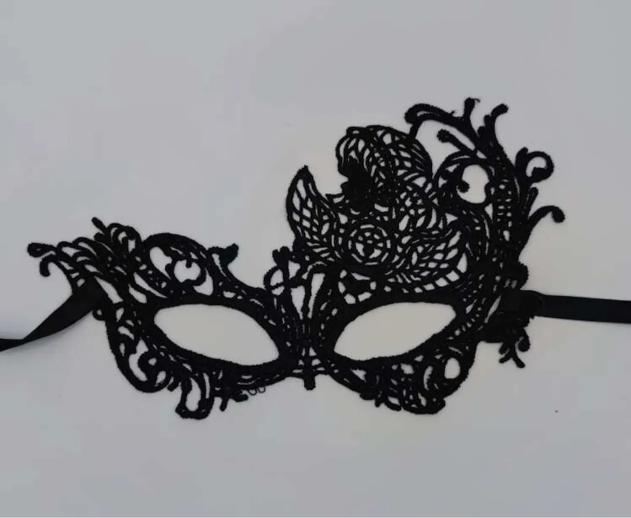 Gold Masquerade Mask, Mardi Gras Mask, Masquerading Mask, Gold Lace, Masquerade Ball, Lace Mask