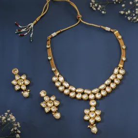 Kundan Necklace With Flower Shaped Earrings